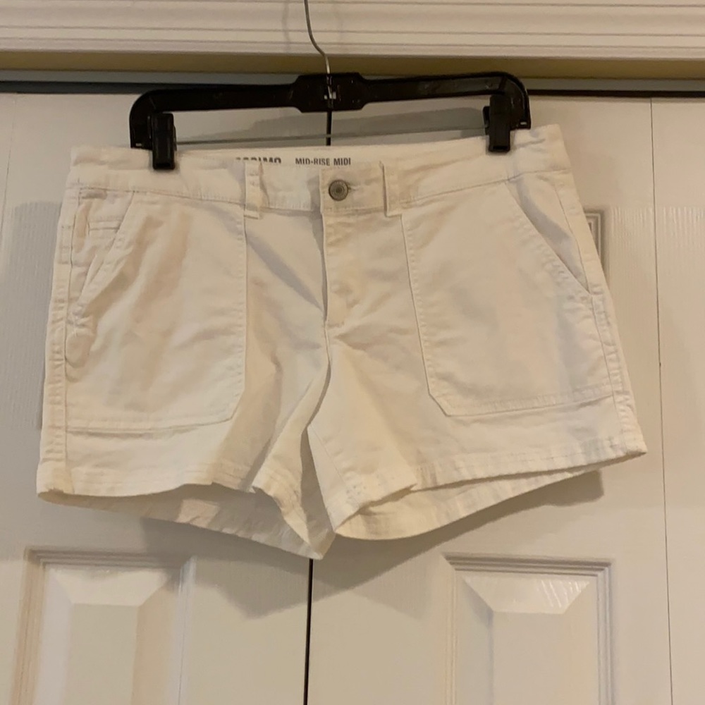 White Mossimo Mid-Rise Midi Short Size 10